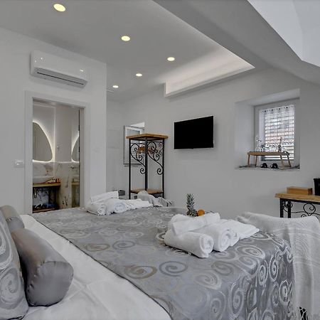 Luxury Rooms Palace B&B マカルスカ エクステリア 写真